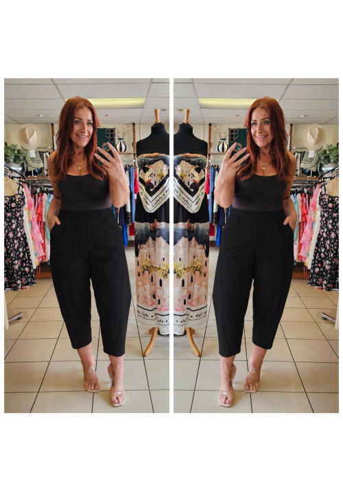 CHIC AND SCULPTED BARREL LEG TROUSER - BLACK